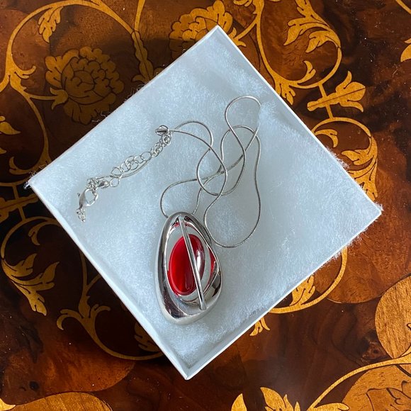 Blood Red and Silver Pendant Necklace - Picture 2 of 9